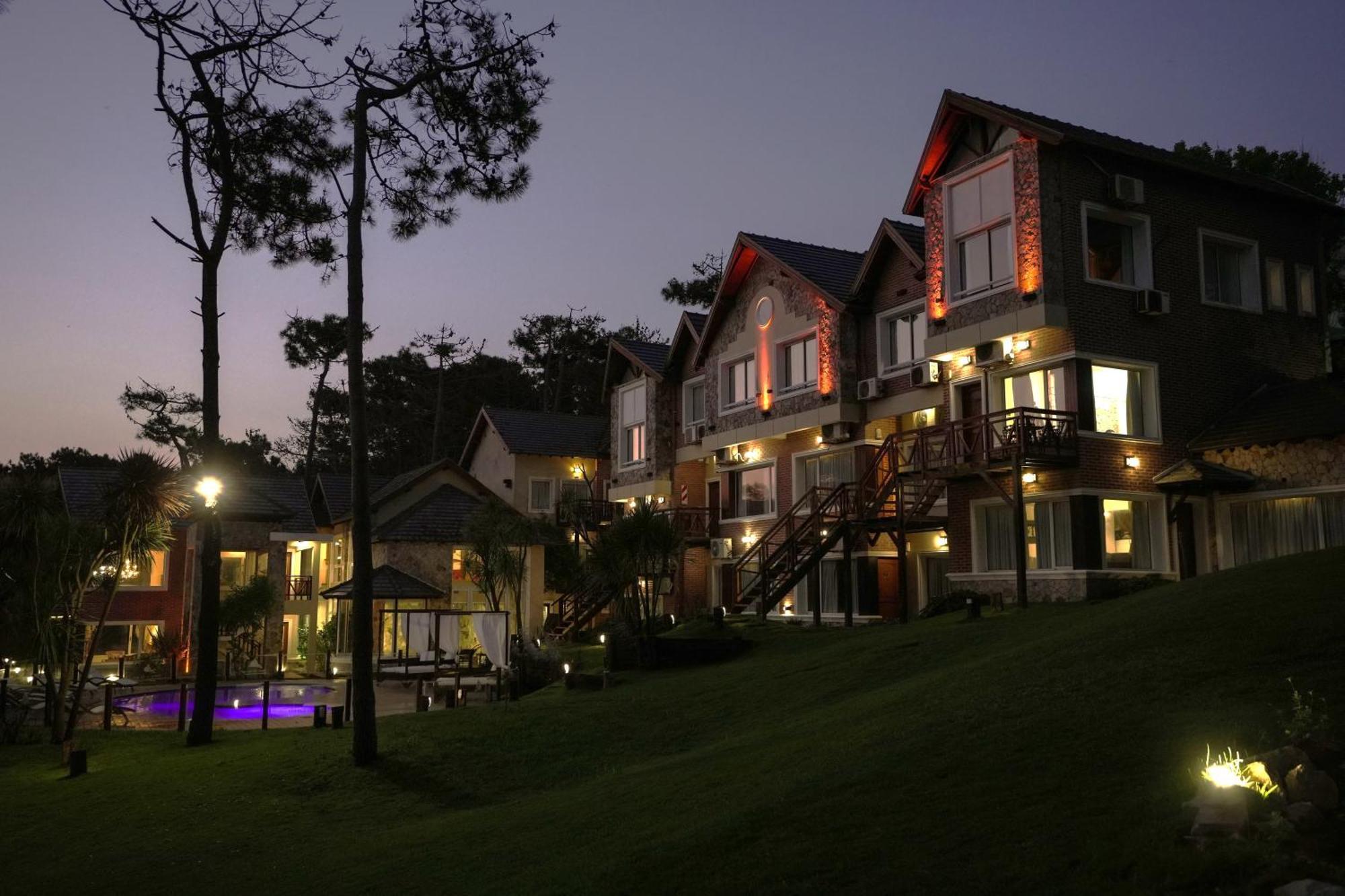 Haras Del Bosque Aparthotel Mar de Las Pampas Buitenkant foto